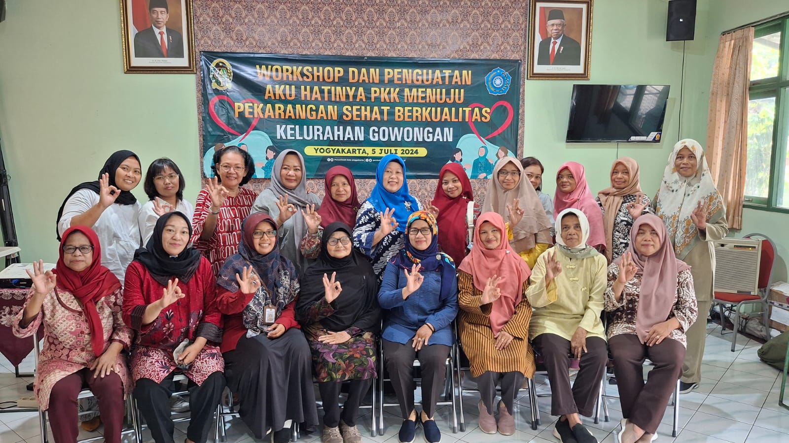 WORKSHOP DAN PENGUATAN AKU HATINYA PKK MENUJU PEKARANGAN SEHAT BERKUALITAS KELURAHAN GOWONGAN