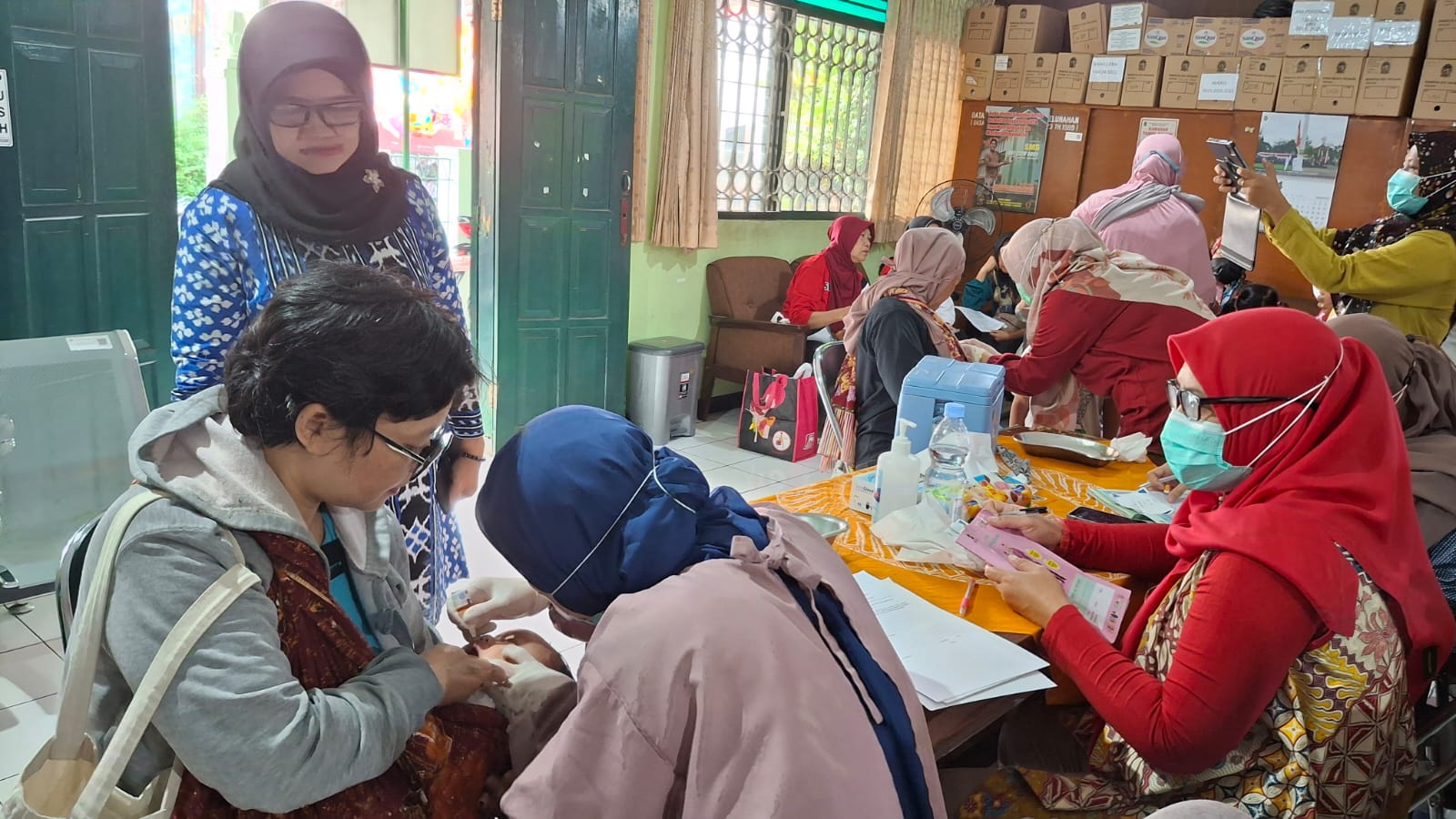 PEKAN IMUNISASI NASIONAL (PIN) POLIO PUTARAN KE 2 DI WILAYAH KELURAHAN GOWONGAN